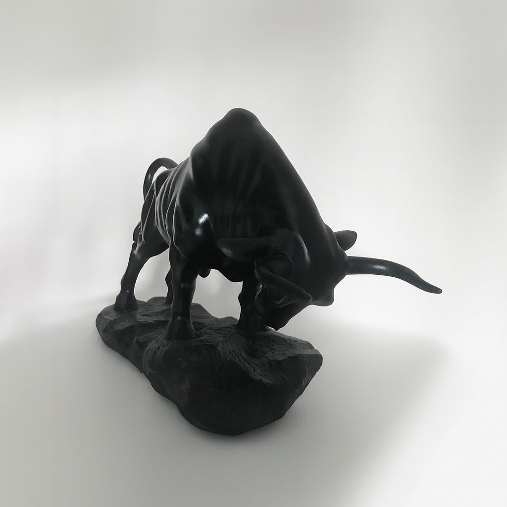 Premium Stock Market Bull Sculpture – Symbol of Power, Strength & Success